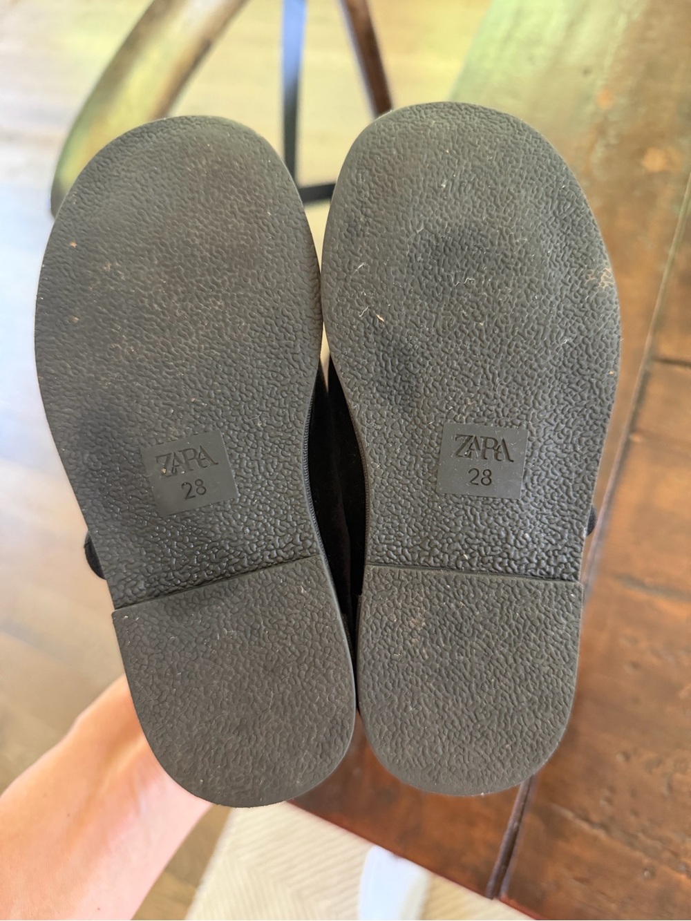 Zara Black Velvet Mary Jane Shoes with Floral Insole - Picture 5 of 8